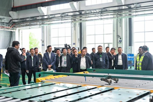 美通美股票配资 20家央企齐聚青岛地铁 “央企青铁行”打造央地协同发展“新样板”